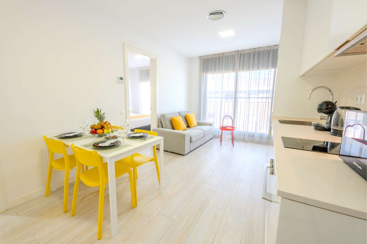 Apartamento de dos dormitorios con cocina equipada del Castell Beach Aparthotel, para hasta cuatro personas